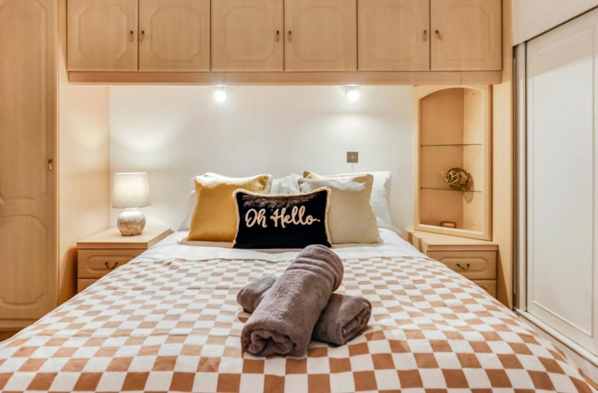 Chic Flat Next To Baker Street Apartment London